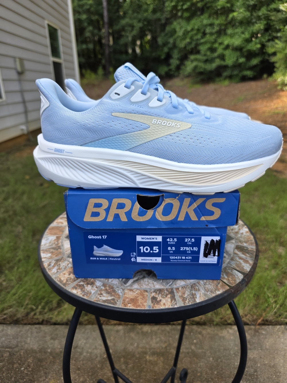 Brooks Ghost 17 1204311B431 Skyway/Coconut Running Shoes Women Size 10.5 Worn 1x